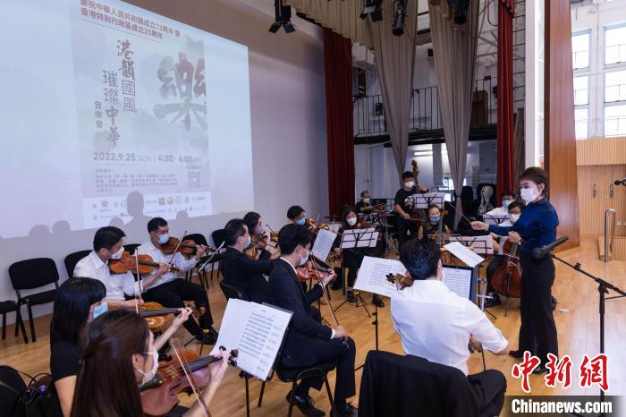 圖為音樂會現(xiàn)場?！≈鬓k方供圖