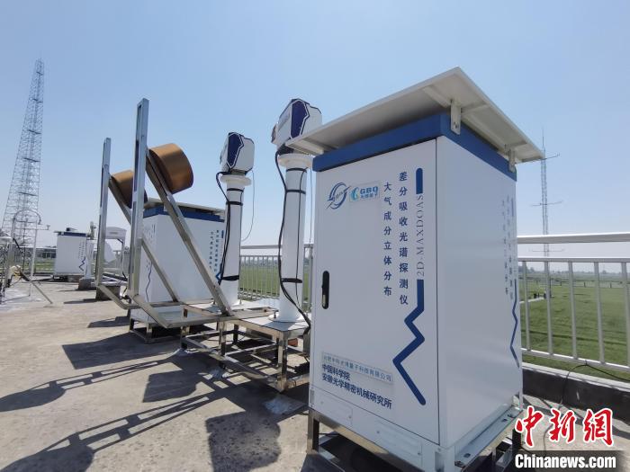 壽縣國(guó)家氣候觀象臺(tái)內(nèi)各種觀測(cè)設(shè)備?！侨?攝