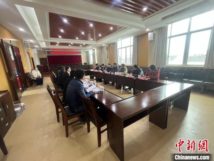 寧波大學東海研究院召開相關(guān)工作會議。(資料圖) 寧波大學東海研究院供圖