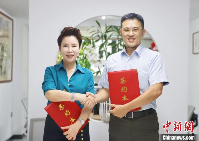 簽署“融情·同心”寧臺建筑師驛站共建協(xié)議?！窃式?攝