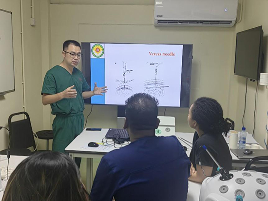 培訓(xùn)現(xiàn)場。第18期援圭亞那醫(yī)療隊供圖