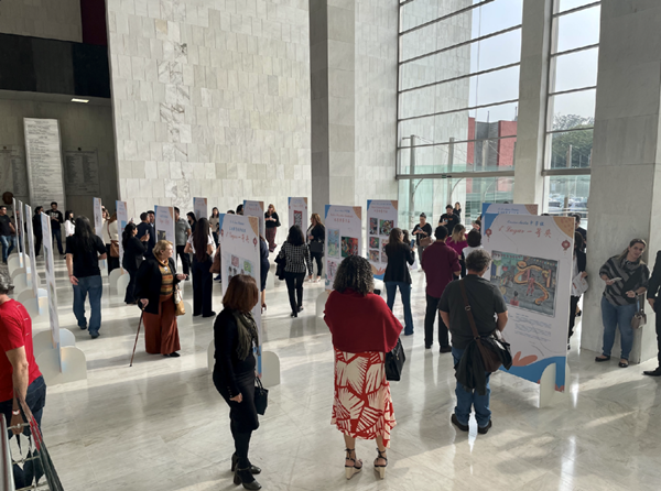 獲獎(jiǎng)作品展現(xiàn)場(chǎng)。中國(guó)駐圣保羅總領(lǐng)館供圖