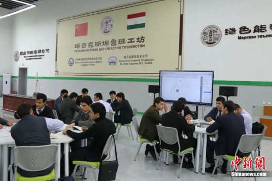 2023年4月，位于杜尚別的塔吉克斯坦魯班工坊課堂。張碩 攝