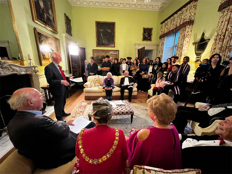 藝術(shù)節(jié)舉辦的人文交流活動。主辦方供圖