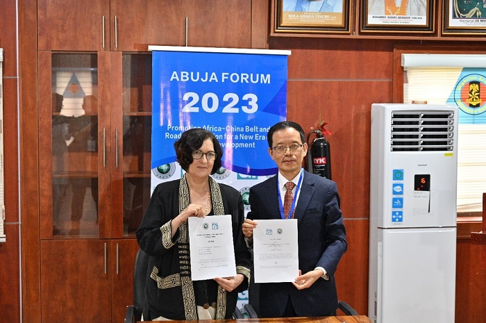 浙江師范大學(xué)非洲研究院與尼日利亞古紹研究所續(xù)簽戰(zhàn)略合作協(xié)議。浙江師范大學(xué)非洲研究院供圖