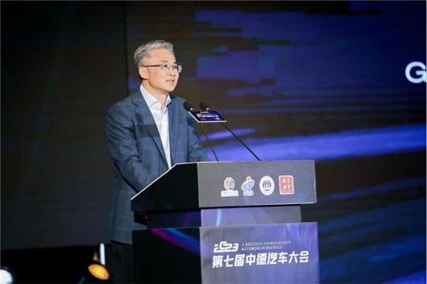 嘉興市人民政府市長李軍致辭。主辦方供圖