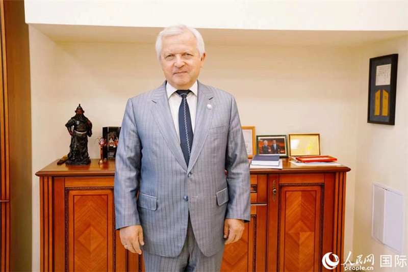 阿納托利·托濟(jì)克接受人民網(wǎng)記者專訪。人民網(wǎng) 皇甫萬里 攝