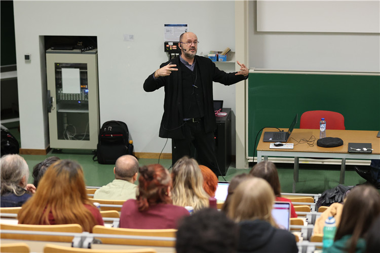 圖為講座現(xiàn)場(chǎng)。布魯塞爾中國(guó)文化中心供圖