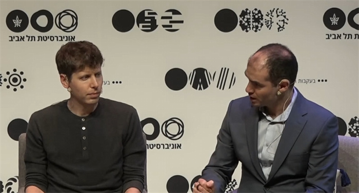 奧特曼和伊利亞在以色列特拉維夫大學(xué)的圓桌分享會。圖源：視頻截圖