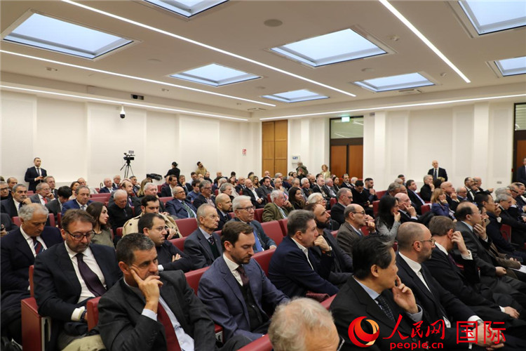 會議現(xiàn)場。人民網(wǎng)記者 謝亞宏攝