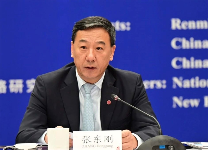 中國人民大學黨委書記、國家發(fā)展與戰(zhàn)略研究院理事長張東剛作論壇開幕致辭。主辦方供圖