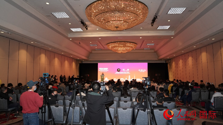 “中國之夜暨消費電子發(fā)展論壇”現(xiàn)場。人民網(wǎng)記者 鄧圩攝