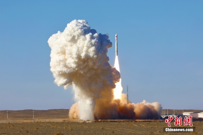 圖為發(fā)射現(xiàn)場。 王海霞 攝