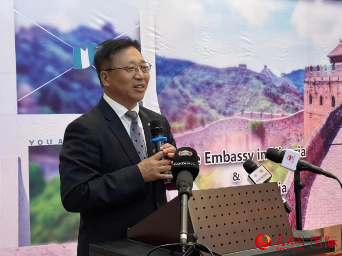中國駐尼日利亞大使崔建春發(fā)表主旨演講。人民網(wǎng)記者 姜宣攝