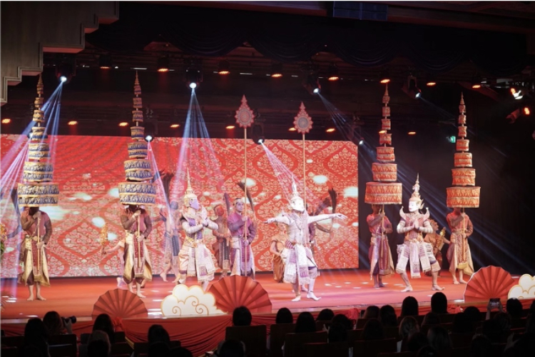 圖為2024“歡樂春節(jié)”中泰互致新春賀辭活動現(xiàn)場。 中國駐泰國大使館文化處供圖