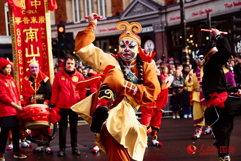 倫敦新春慶典現(xiàn)場。人民網(wǎng) 郭錦標(biāo)、楊浩鵬攝