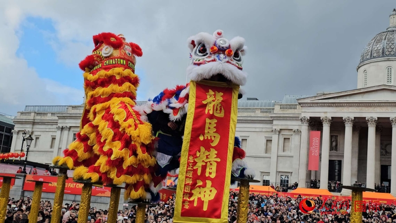 倫敦新春慶典現(xiàn)場。人民網(wǎng) 郭錦標(biāo)、楊浩鵬攝