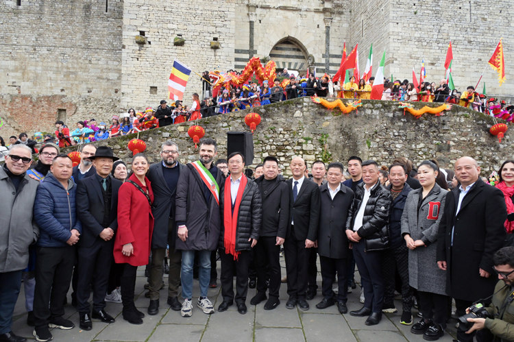 參與活動(dòng)嘉賓合影。主辦方供圖