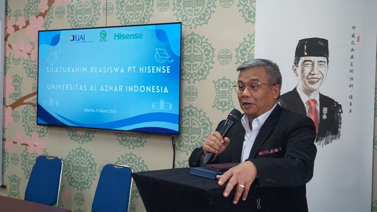 阿拉扎大學(xué)校長(zhǎng)亞塞普致辭。阿拉扎大學(xué)孔子學(xué)院供圖