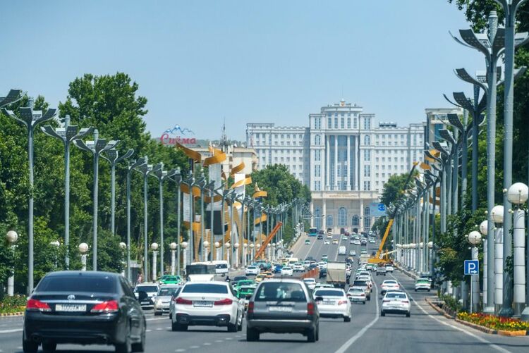 第1視點(diǎn)丨這兩座大樓，見證著中塔友誼