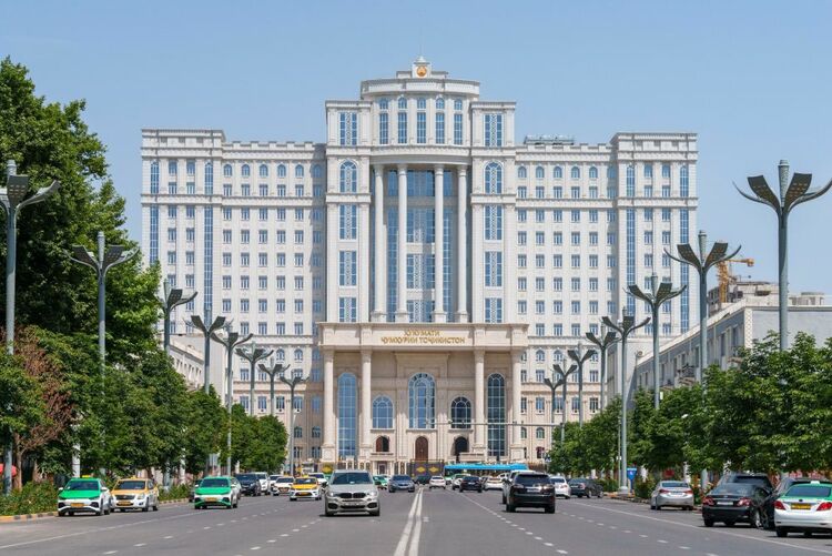 第1視點(diǎn)丨這兩座大樓，見證著中塔友誼