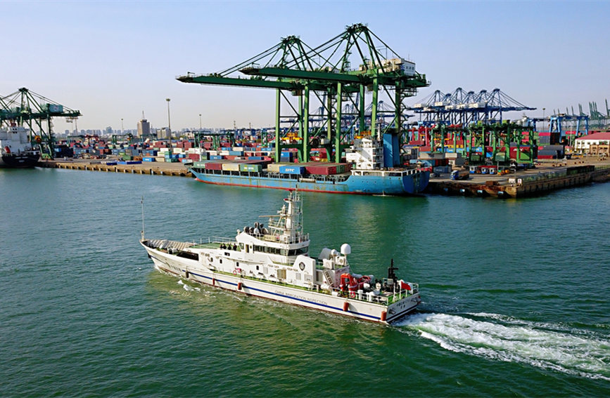 11家涉海部門聯(lián)合開展海上巡航。天津邊檢總站供圖