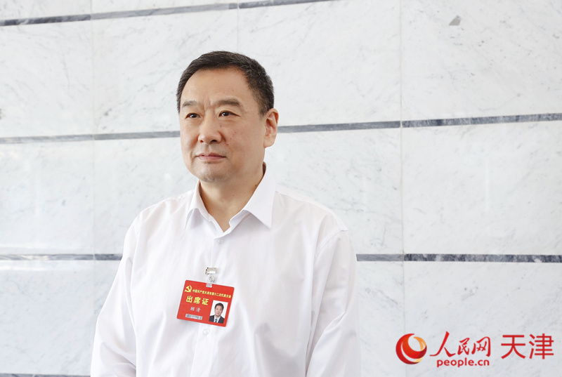 天津市第十二次黨代會代表、天津市政府副秘書長、市衛(wèi)生健康委黨委副書記、主任顧清 人民網(wǎng) 孫翼飛攝