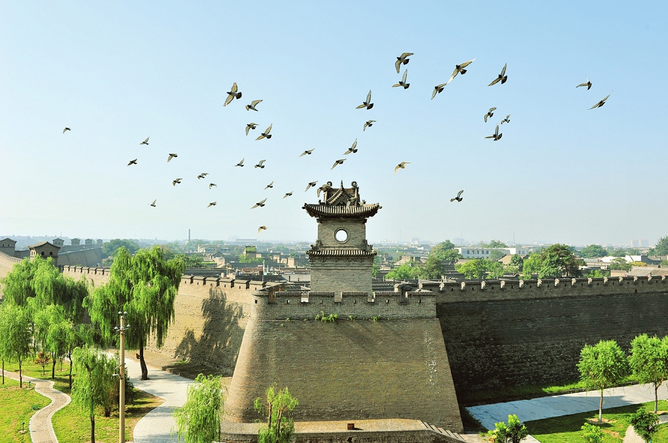 平遙古城在保護(hù)與傳承中煥發(fā)盎然生機(jī)。本報(bào)通訊員攝