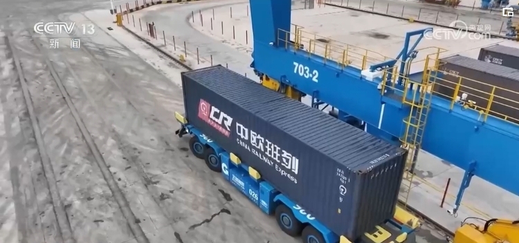 便企服務(wù)實打?qū)?為企業(yè)“出?！北ｑ{護航 經(jīng)濟發(fā)展“添”動力