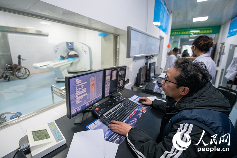 震中日記｜“謝謝，曼巴啦！”