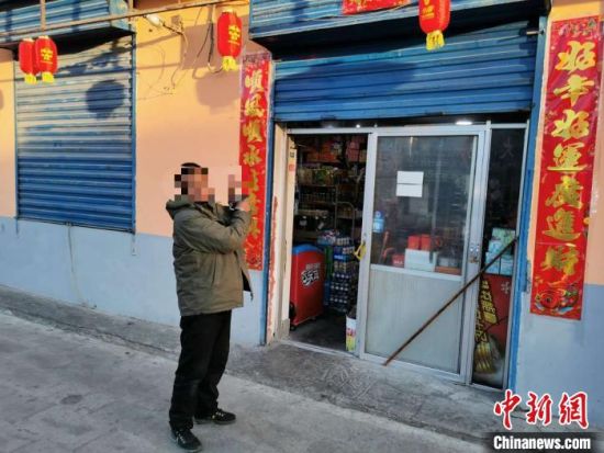 圖為犯罪嫌疑人指認(rèn)現(xiàn)場?！∏嗪Ｊ」矎d森林警察總隊(duì)刑偵治安支隊(duì)供圖