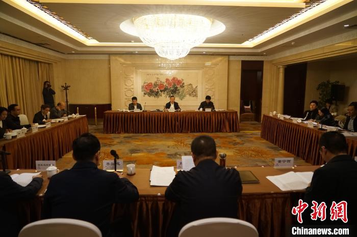 圖為座談會現(xiàn)場。　潘雨潔 攝