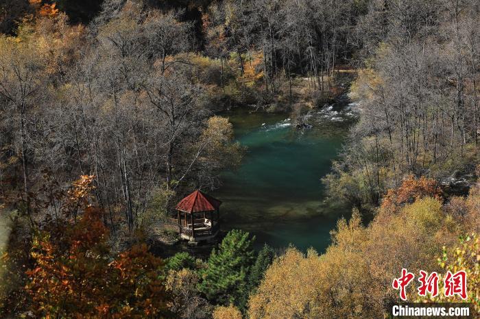 松坪溝風光?！⑼?攝