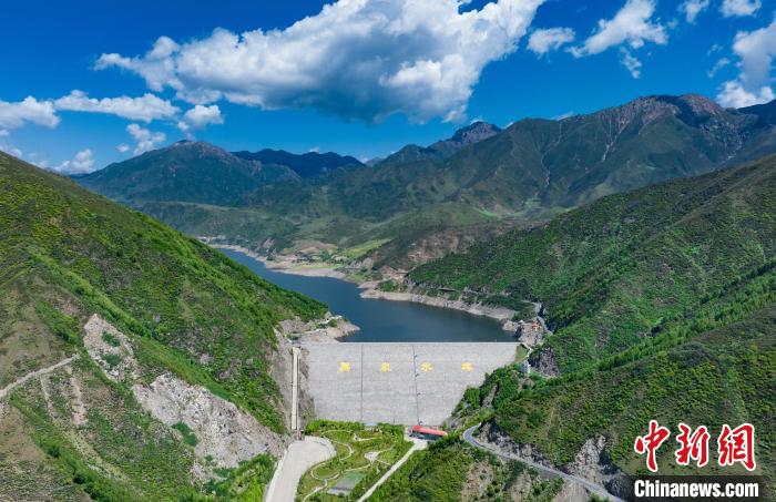 圖為引大濟(jì)湟黑泉水庫。(資料圖) 青海省水利廳 供圖