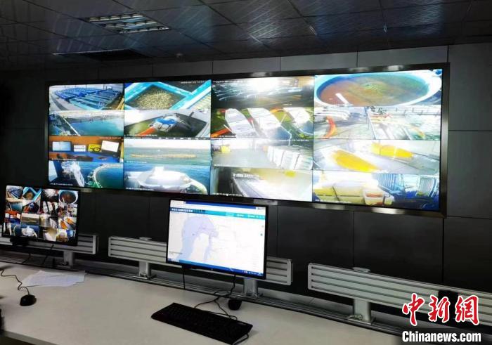 資料圖為生產平臺實時監(jiān)控視頻實現(xiàn)高速率、低時延回傳。　青海移動海南分公司供圖