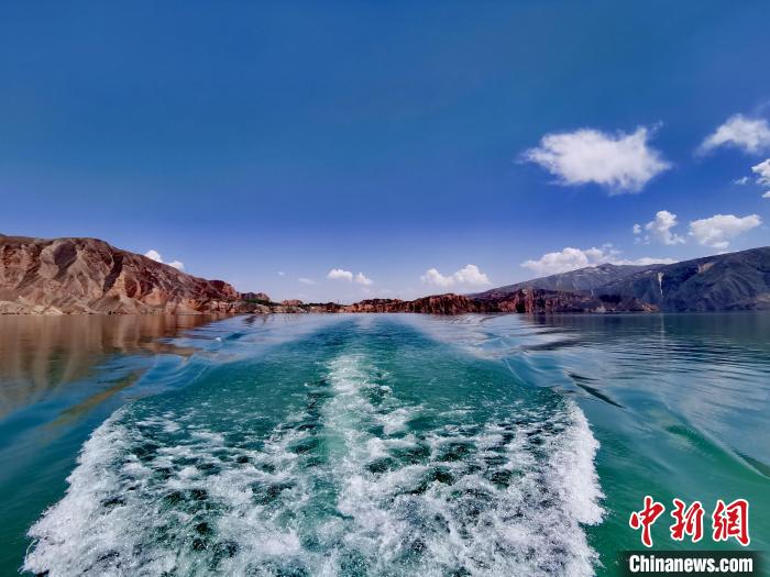 黃河源頭青海實(shí)施水土流失綜合治理、強(qiáng)化水域岸線管理