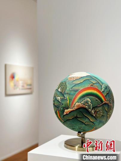 展覽現(xiàn)場?！□囆g(shù)中心 供圖