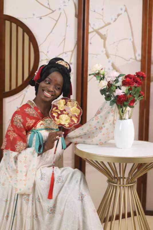 遇見中國｜赤道幾內(nèi)亞的姑娘娜緹：“來中國學習是我一直以來的夢想”