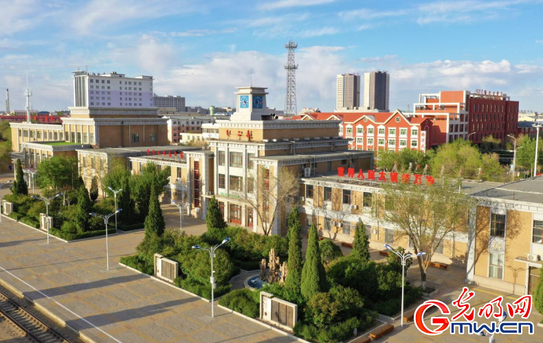 發(fā)現(xiàn)最美鐵路｜鐵龍奔騰！抒寫中歐班列草原絲路新篇章