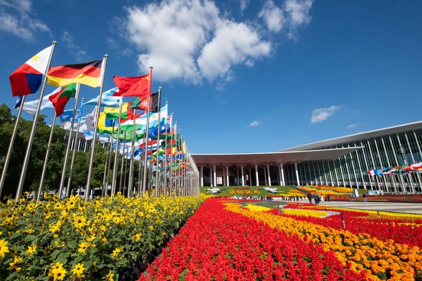 第七屆中國(guó)國(guó)際進(jìn)口博覽會(huì)會(huì)場(chǎng)。人民網(wǎng)記者 翁奇羽攝