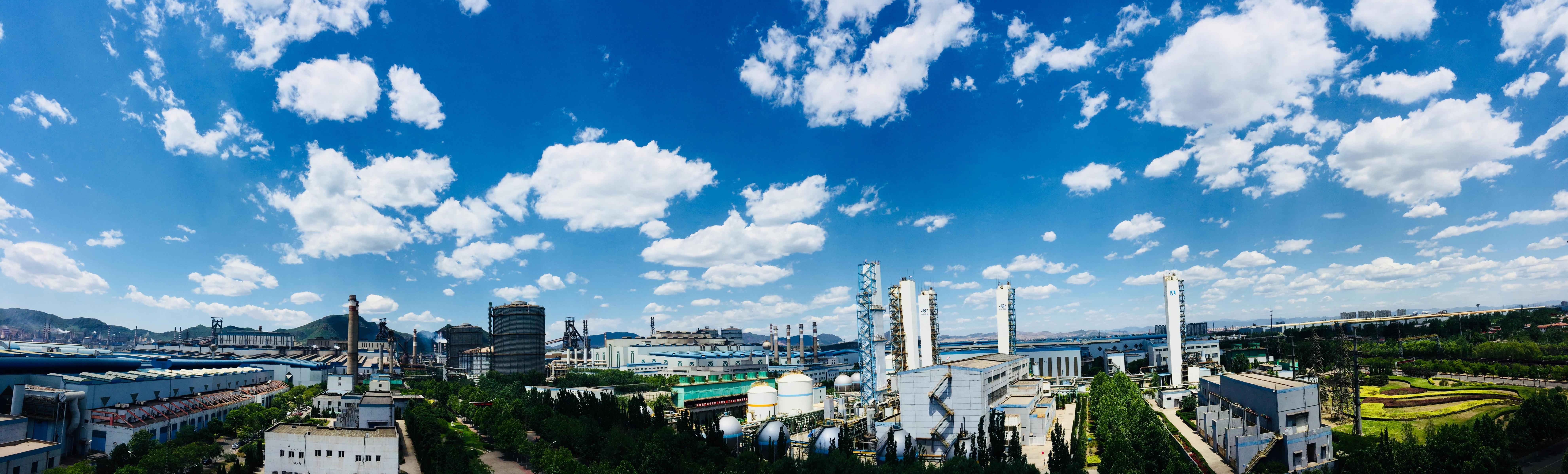 首鋼股份公司遷安鋼鐵公司。尹小龍攝