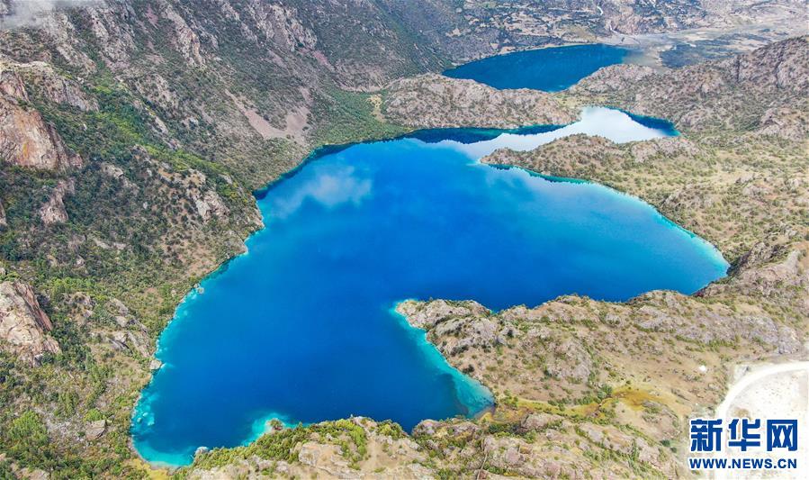 (新華視界)(1)夢(mèng)幻“三色湖”