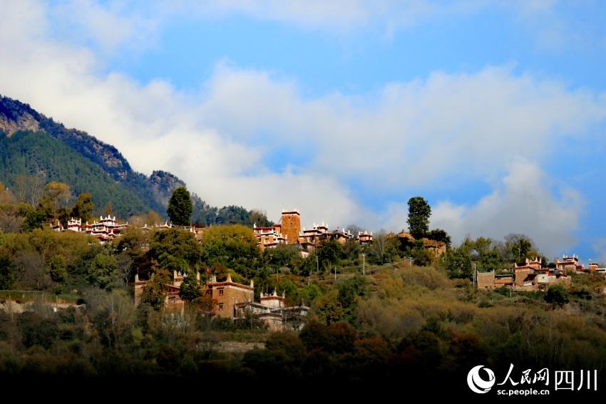 丹巴美景。李永安攝