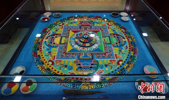 圖為藏醫(yī)藥佛壇城。　馬銘言 攝