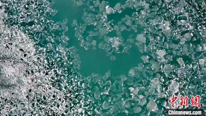 青海：6723名河湖長、15980名管護(hù)員守護(hù)“中華水塔”