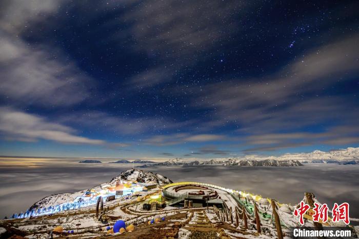 牛背山星空?！↑S業(yè)文 攝