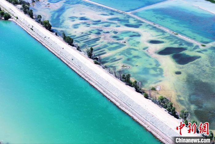 航拍貴德縣黃河?！●R銘言 攝