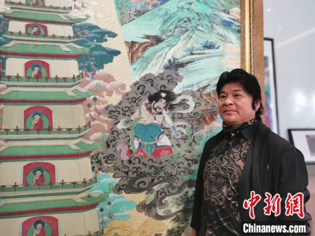 國家一級美術師劉觖。張?zhí)砀?攝