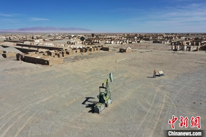 航拍青海省海西蒙古族藏族自治州茫崖市冷湖石油工業(yè)遺址保護(hù)區(qū)?！●R銘言 攝
