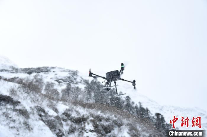 圖為無人機檢跡?！〗有?攝